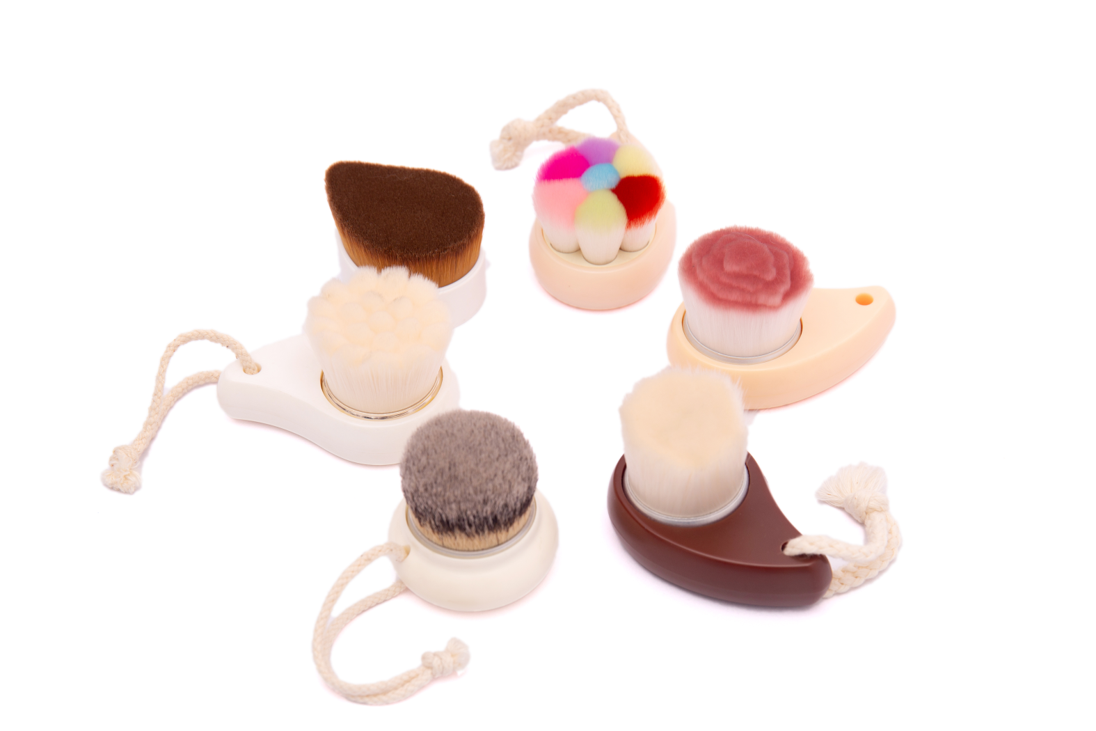 Face cleansing brush